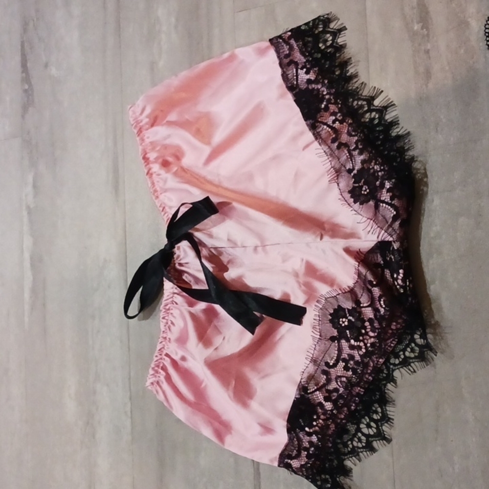 WOMEN'S Satin Lace Very Sexy Sleep Set. SIZE L. - Picture 5 of 8